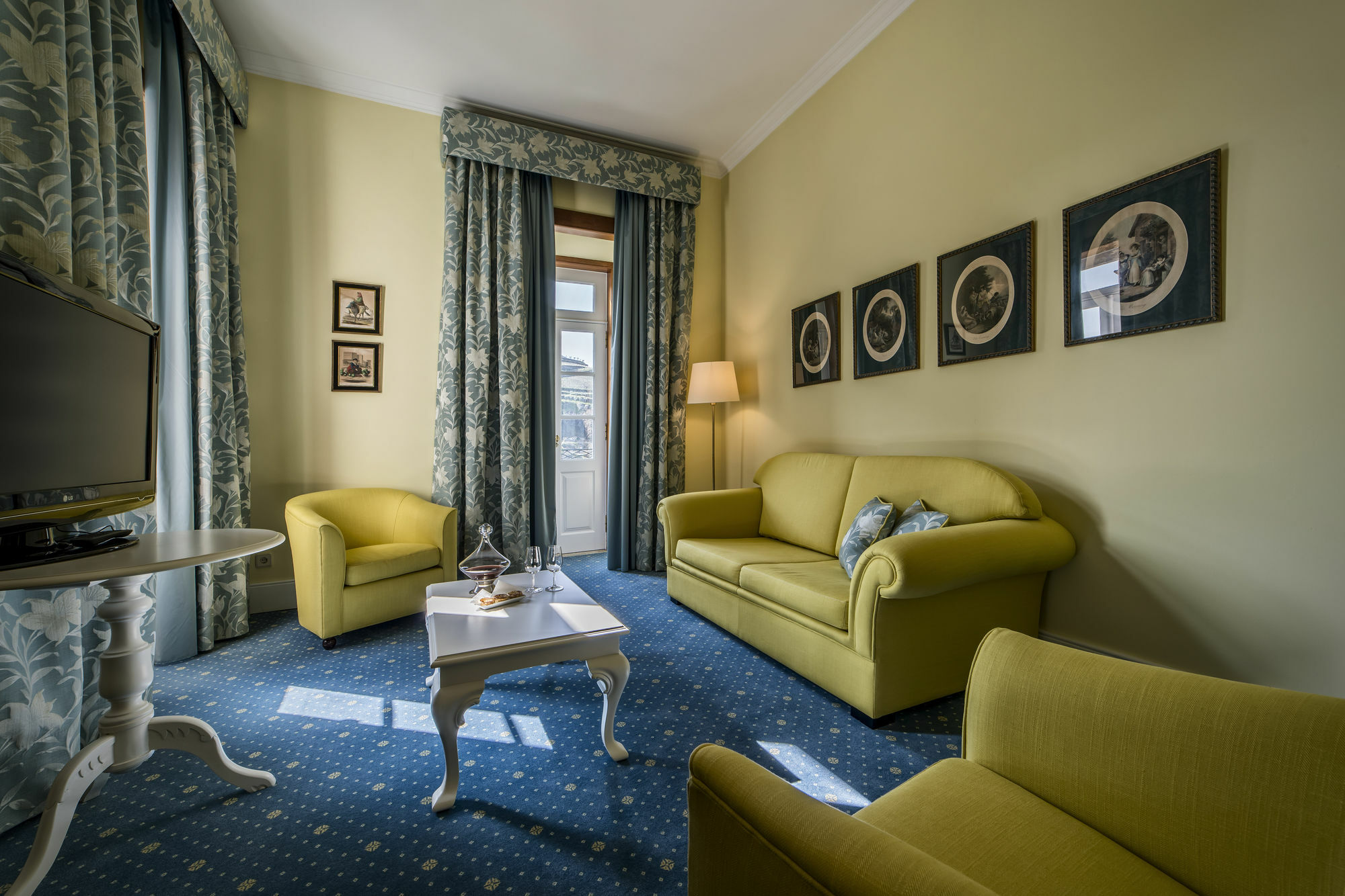 Hotel The Vintage House - Douro Pinhão Zewnętrze zdjęcie A suite at the Hotel